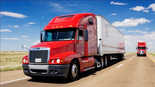 10 MẸO LÁI XE AN TOÀN KHI ĐI BÊN CẠNH XE CONTAINER 10 MẸO LÁI XE AN TOÀN KHI ĐI BÊN CẠNH XE CONTAINER