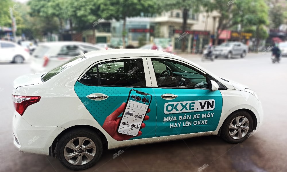 Quảng cáo trên xe ô tô – Những điều doanh nghiệp cần biết Quảng cáo trên xe ô tô – Những điều doanh nghiệp cần biết