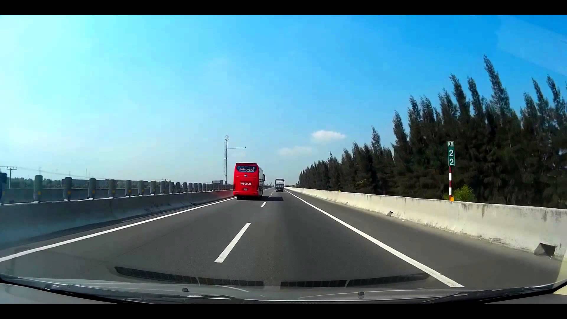 LÀN DỪNG KHẨN CẤP TRÊN CAO TỐC BẠN ĐÃ BIẾT? LÀN DỪNG KHẨN CẤP TRÊN CAO TỐC BẠN ĐÃ BIẾT?