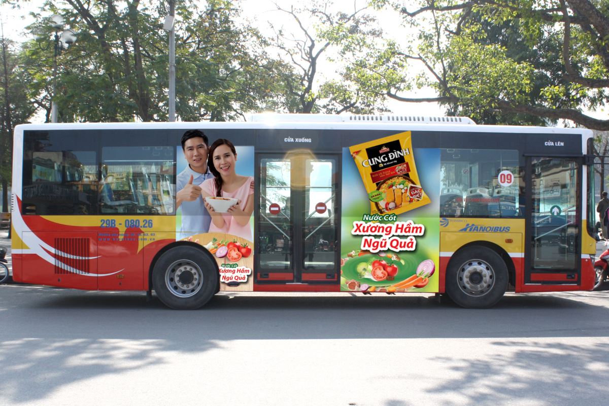 Đặc điểm của quảng cáo trên xe bus ở Hà Nội Đặc điểm của quảng cáo trên xe bus ở Hà Nội